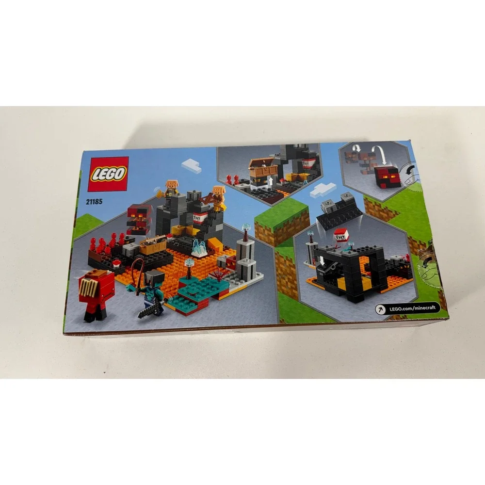 LEGO Minecraft The Nether Bastion 21185 Building Toy Set 300 Pieces New Sealed